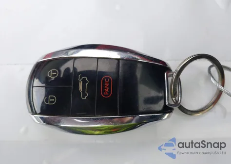 2018 Bentley Bentayga Activity Edition/Black Edition/Mulliner/Onyx Edition/W12 из США, поврежденный, VIN SJAAC2ZV1JC022760